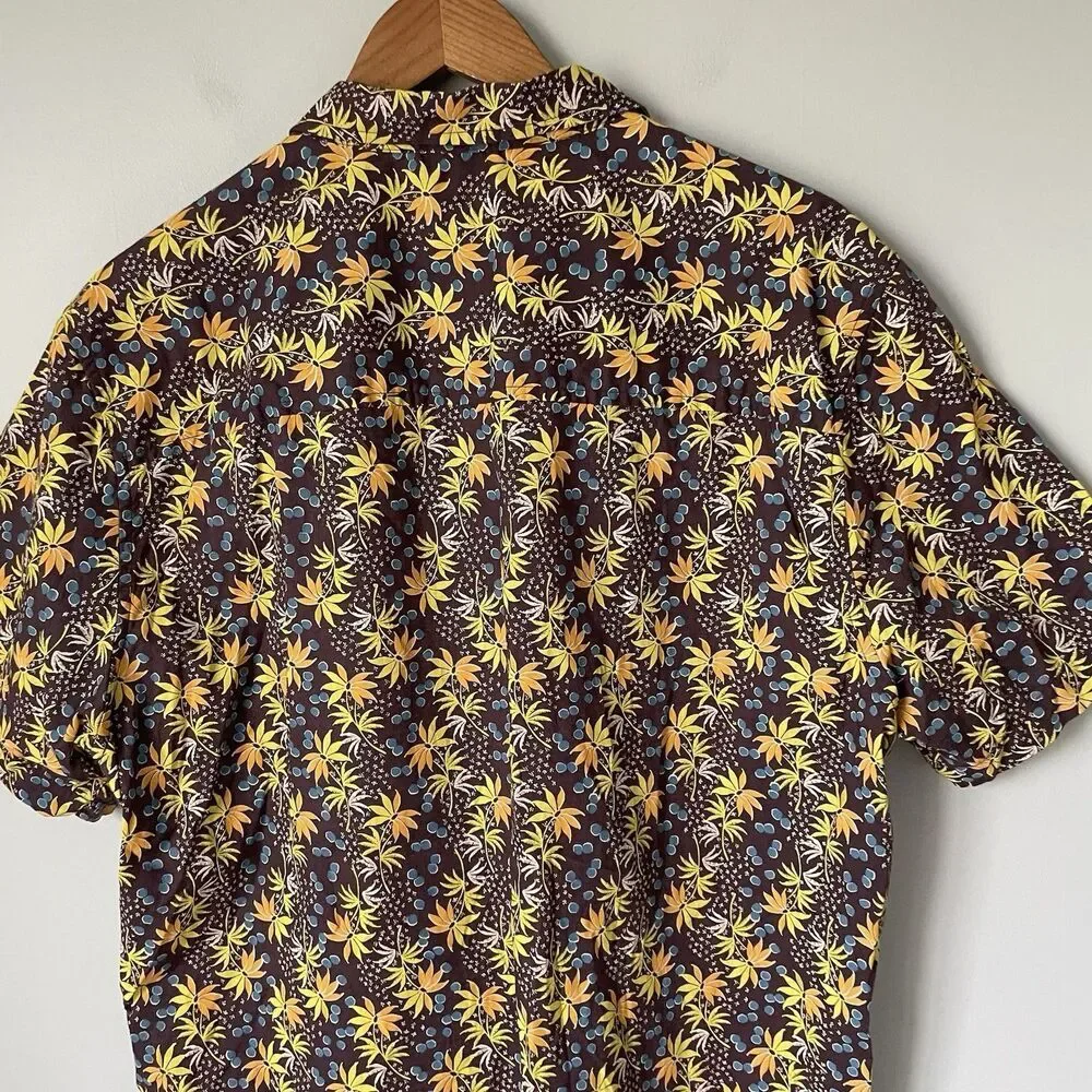 Toad&Co. Button Down Shirt Top Tropical Print Relaxed Fit Gorpcore Men's Size XL